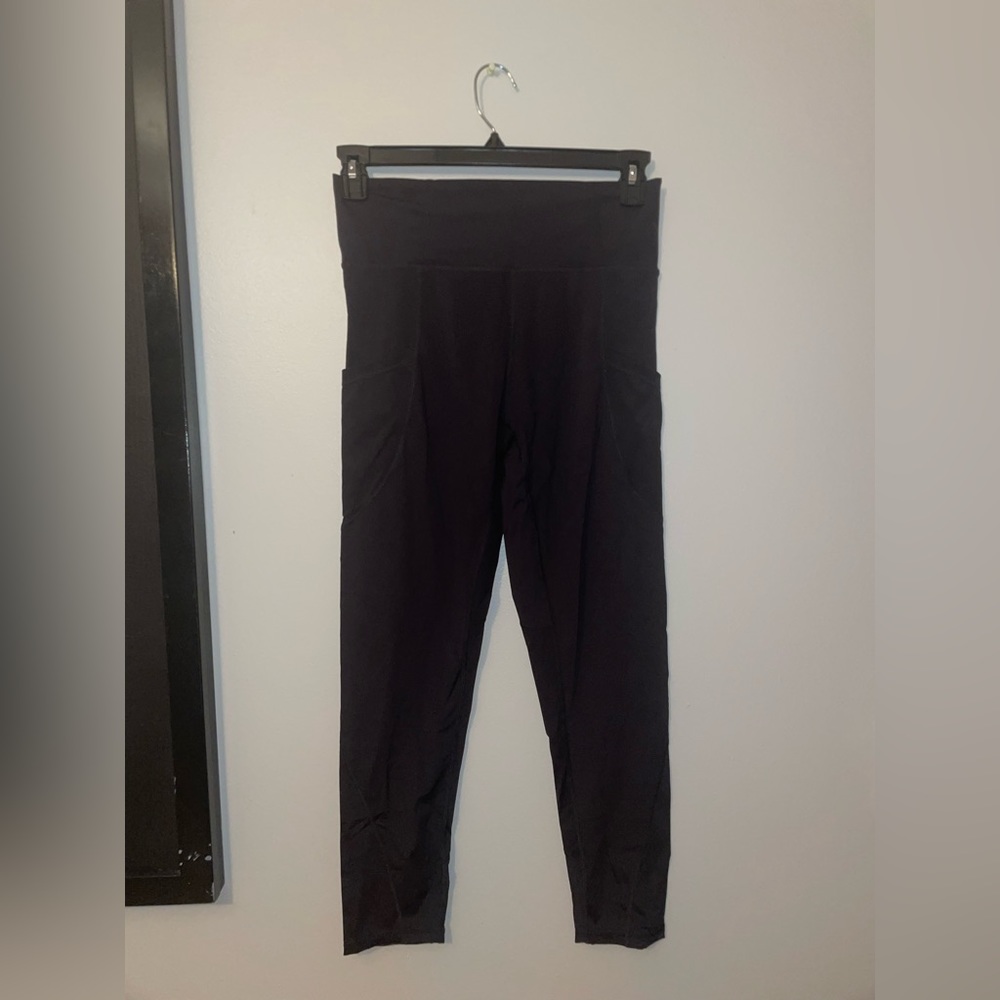 2 XL PTULA BLACK LEGGINGS NWT